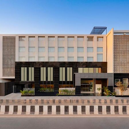 Lemon Tree Hotel Agra Shikohabad Exterior foto