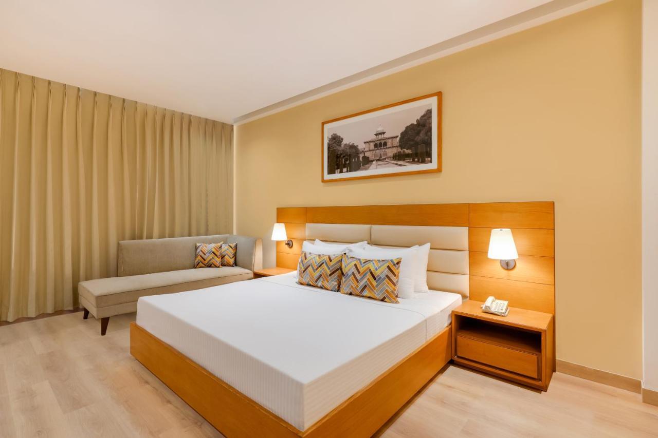 Lemon Tree Hotel Agra Shikohabad Exterior foto