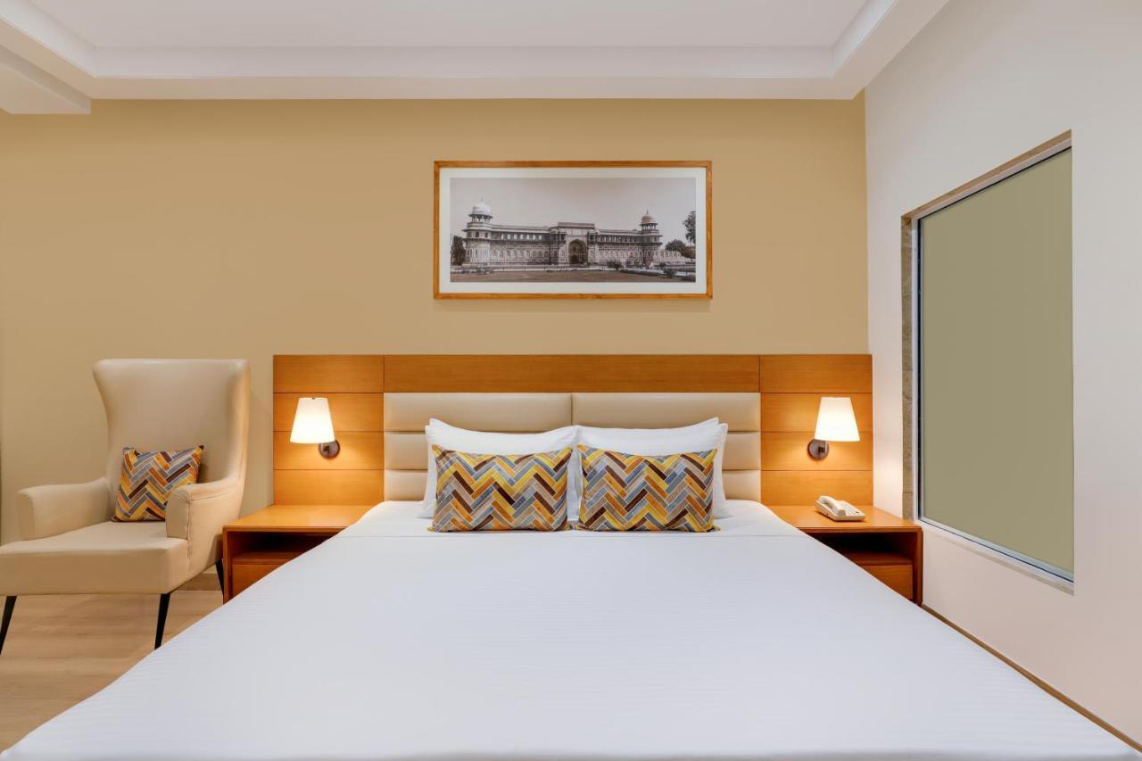 Lemon Tree Hotel Agra Shikohabad Exterior foto