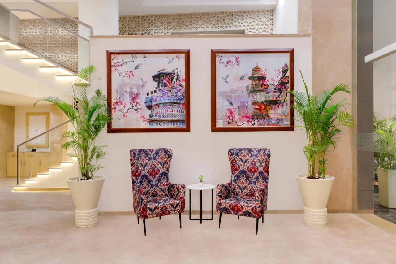 Lemon Tree Hotel Agra Shikohabad Exterior foto