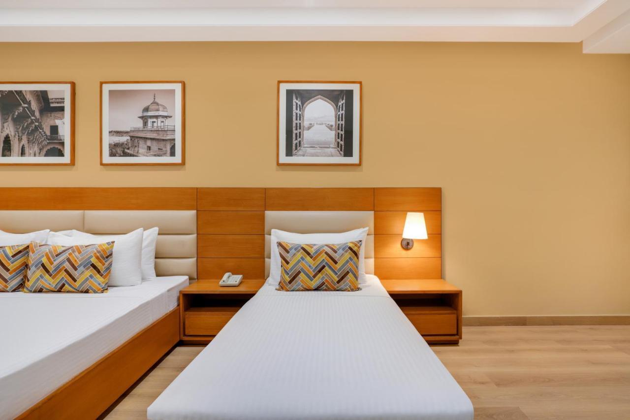 Lemon Tree Hotel Agra Shikohabad Exterior foto